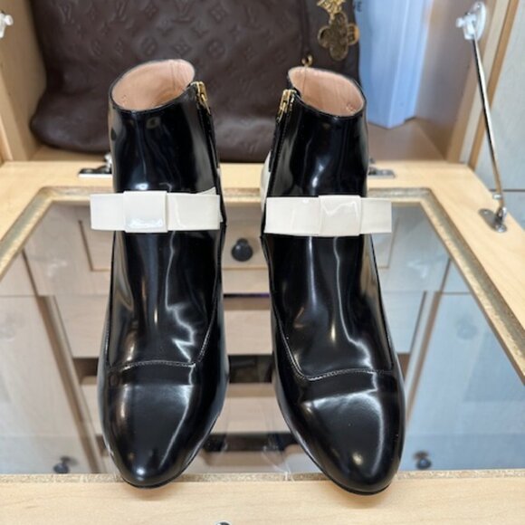 GUCCI SIZE 37 COLORBLOCK PATTERN BLACK & OFF-WHITE BOOTIES - Picture 3 of 8